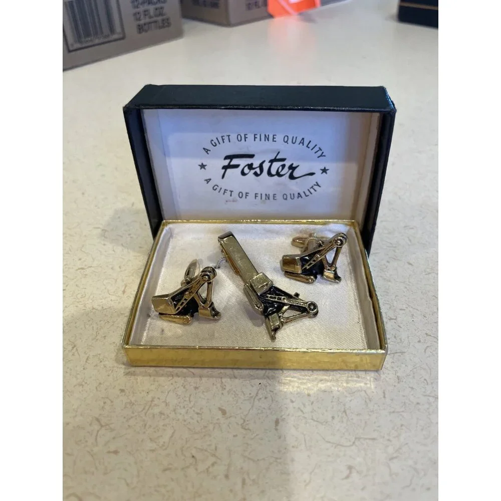 Vintage Men's Gold Steam Shovel Backhoe Cufflink Tie Tack Set